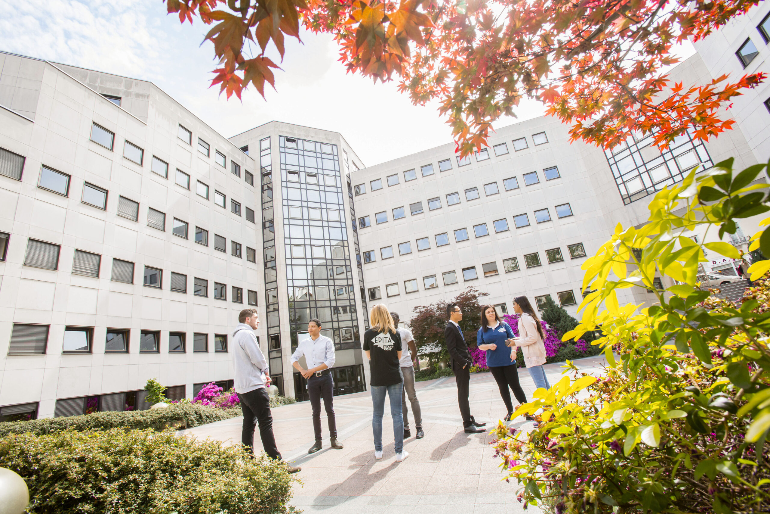 Vue de l'extérieur du campus EPITA